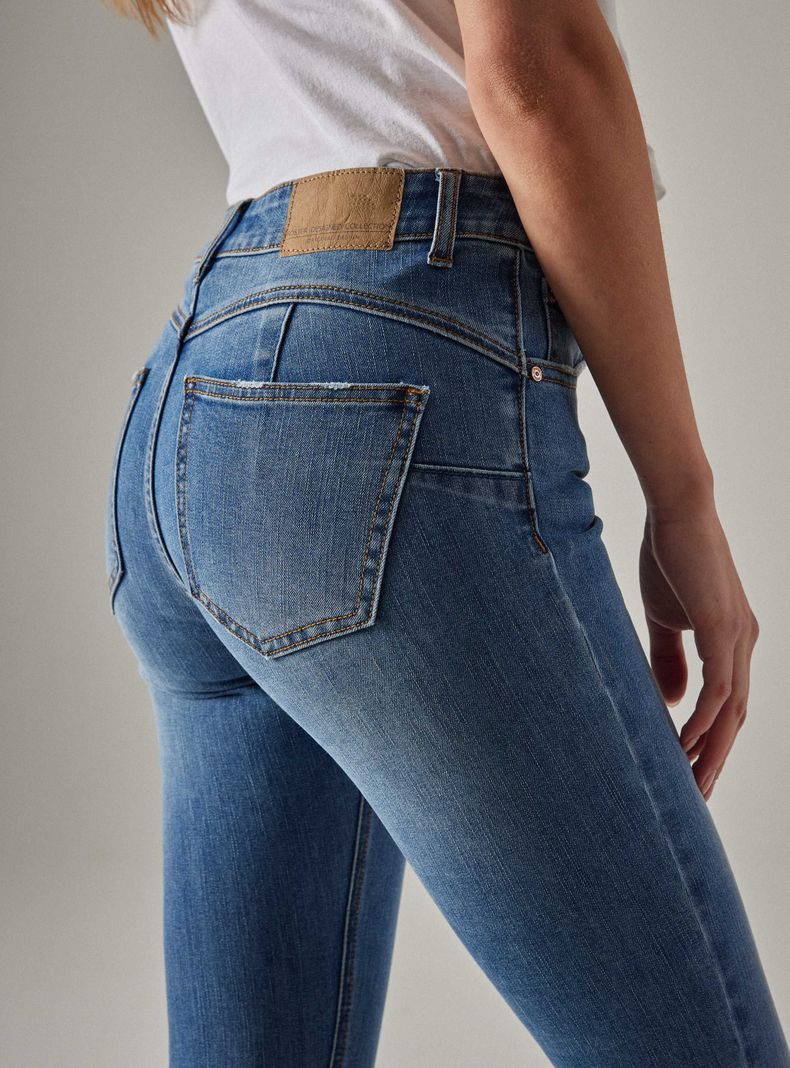 Jeans Skinny  Push UP Tiro Medio-3