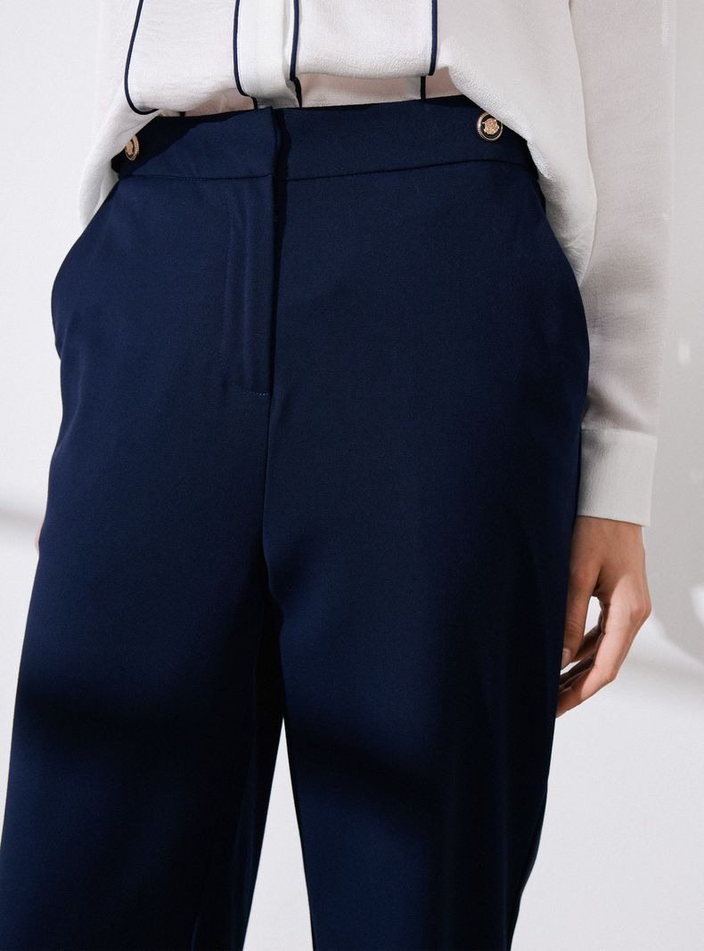 Pantalón Casual con Botones en Pretina-2