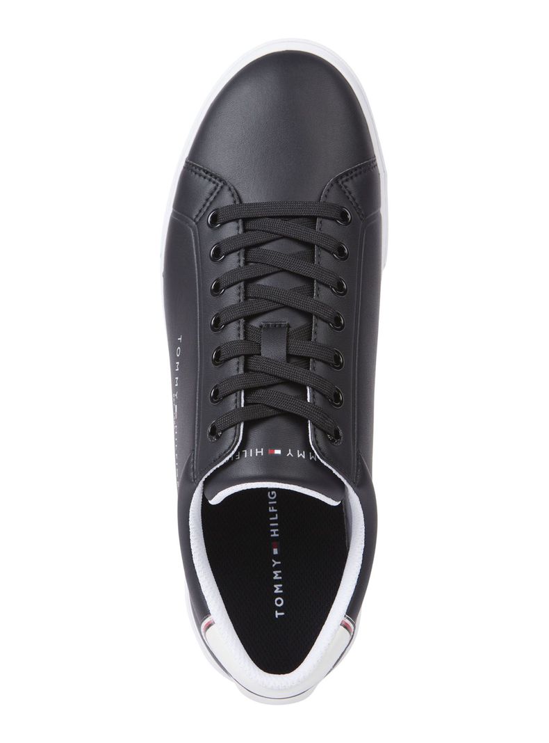 Zapatilla Urbana Lisa con Cordón Hombre-2