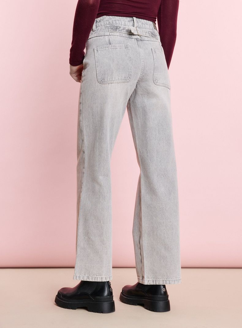Jeans Straight con Pieza de Ajuste Cintura Trasera-1