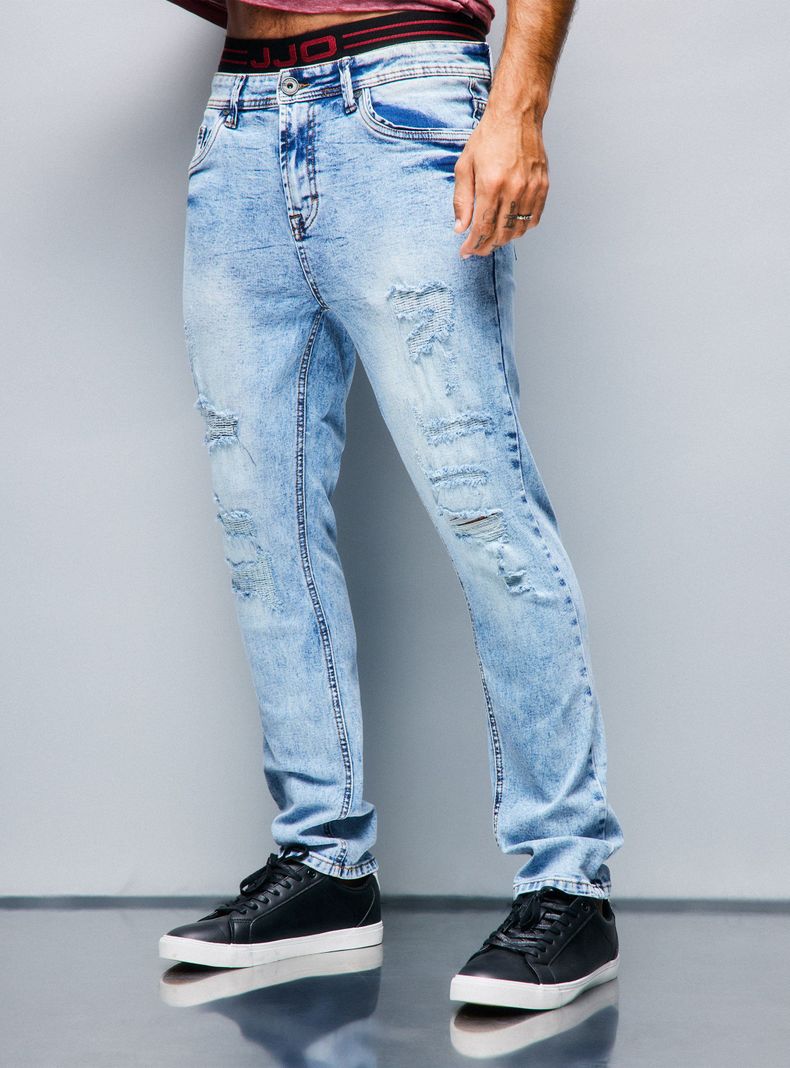 Jeans Lavado Fuerte con Roturas-0