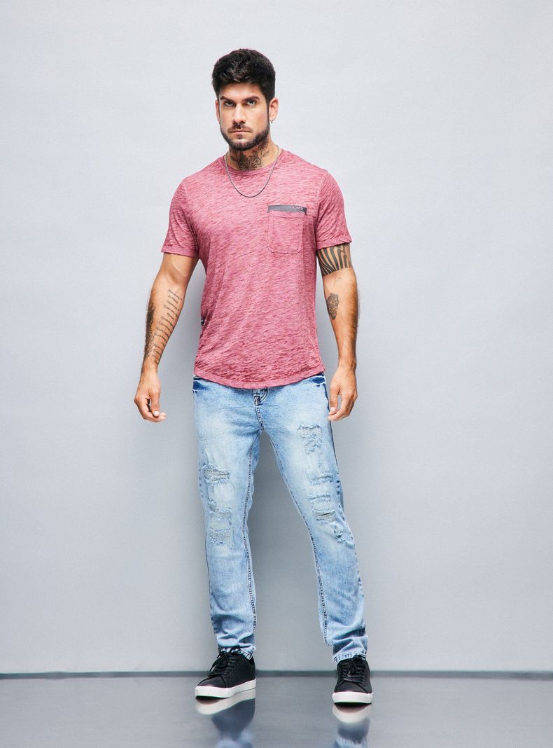 Jeans Lavado Fuerte con Roturas-4