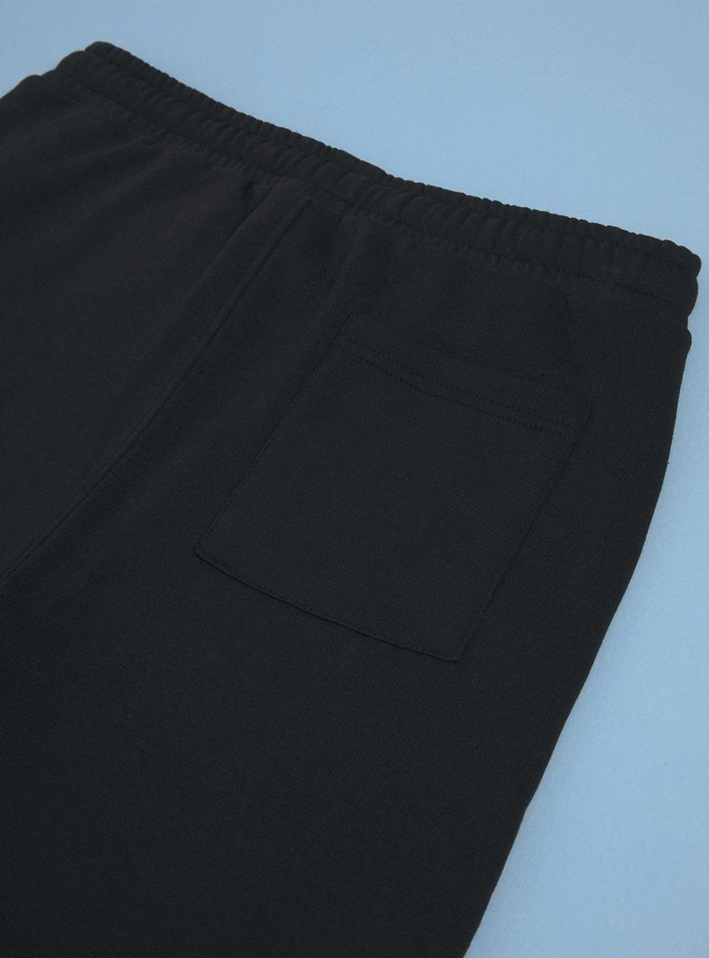 Buzo Focal Print en una Pierna-4