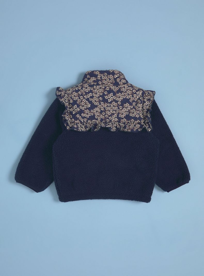 Polar Floral Cuello Alto con Botones-1