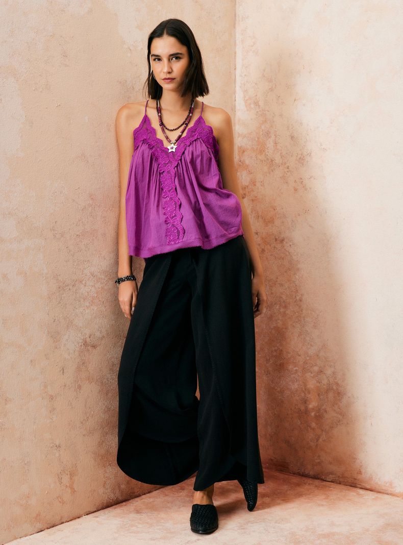 Blusa Aplicación en Escote-4