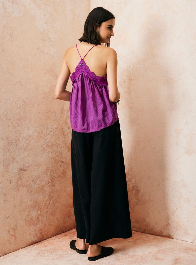 Blusa Aplicación en Escote-5