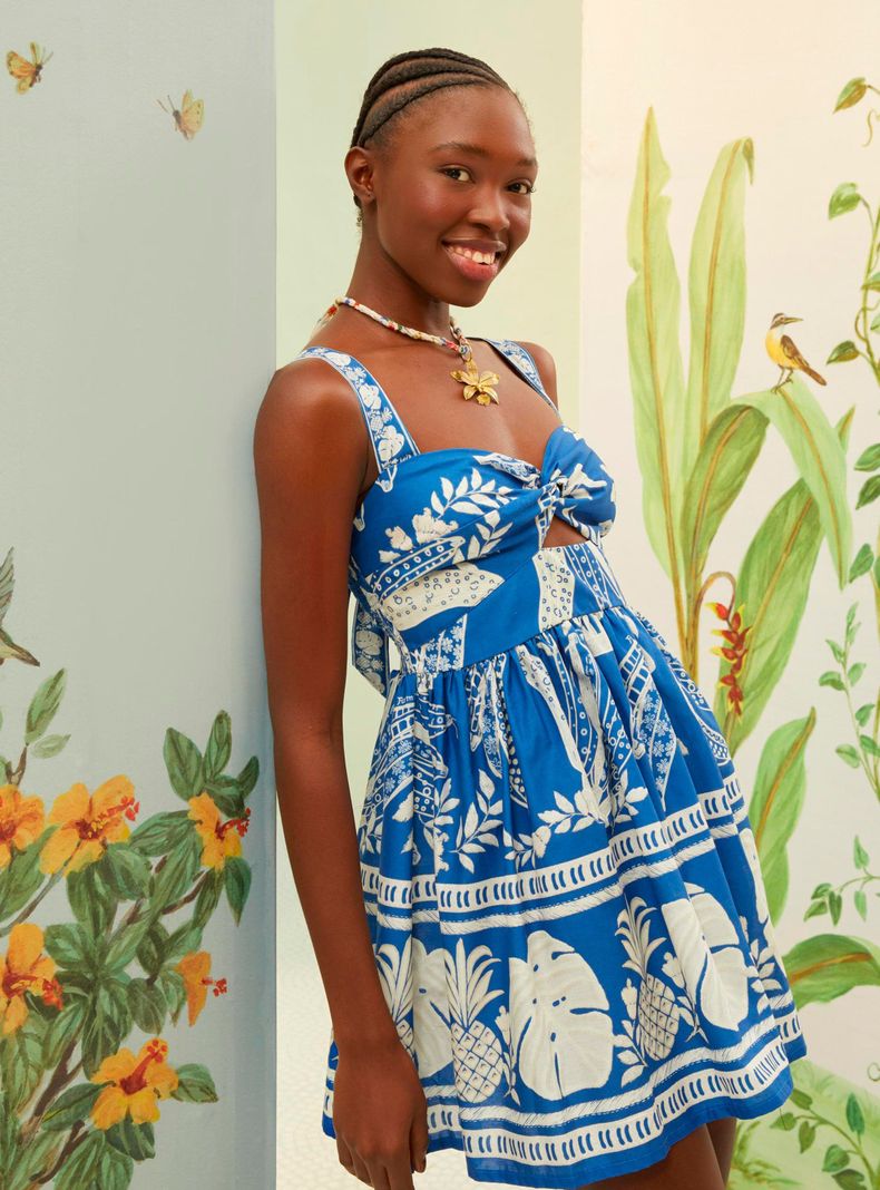 Vestido Corto Detalles-0