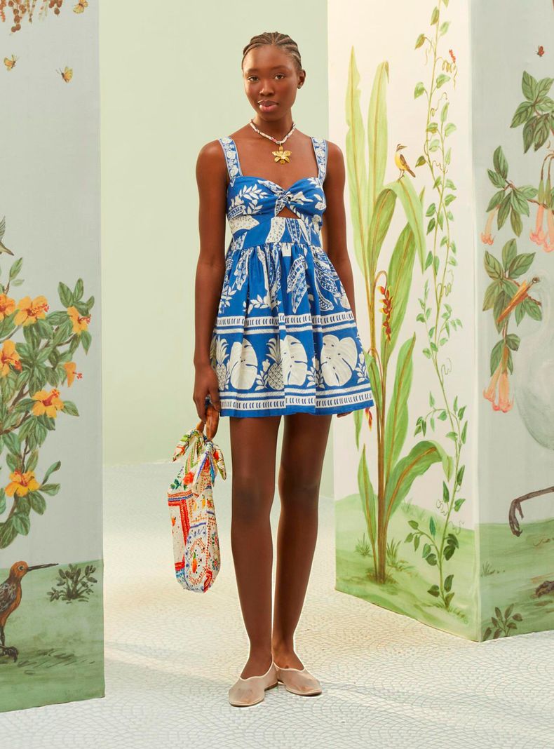 Vestido Corto Detalles-2