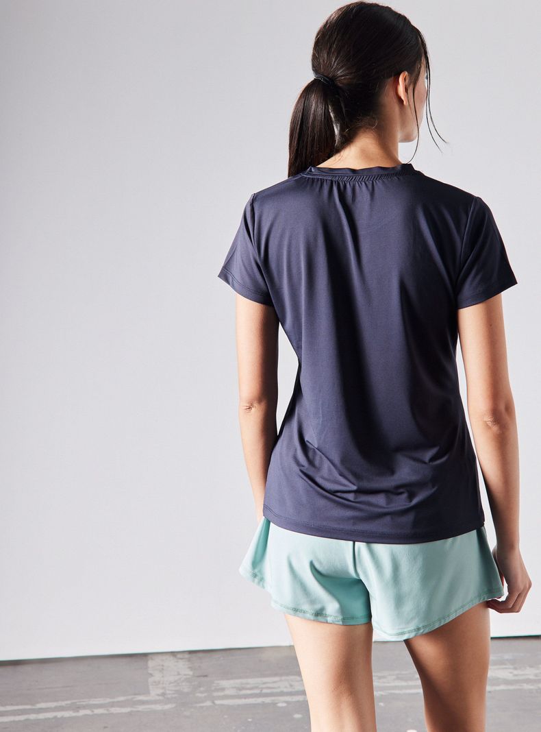 Polera Tela Respirable con Estampado-3