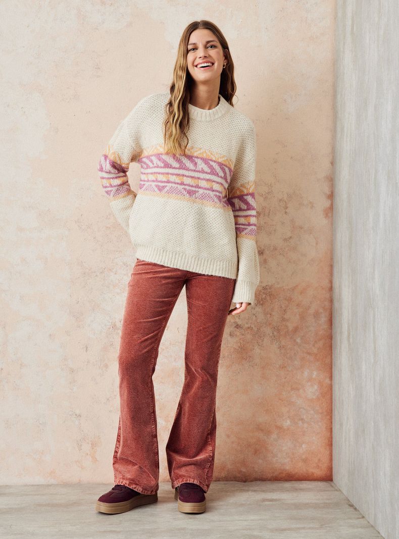 Sweater con Diseño y Oversize-4