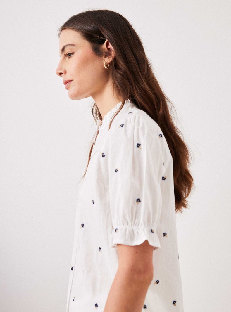 Blusa Bordada con Manga Globo-3