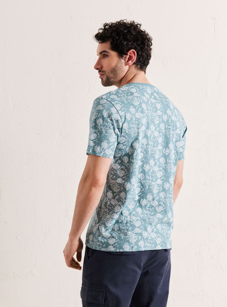 Polera Cuello Redondo Diseño Hojas-1