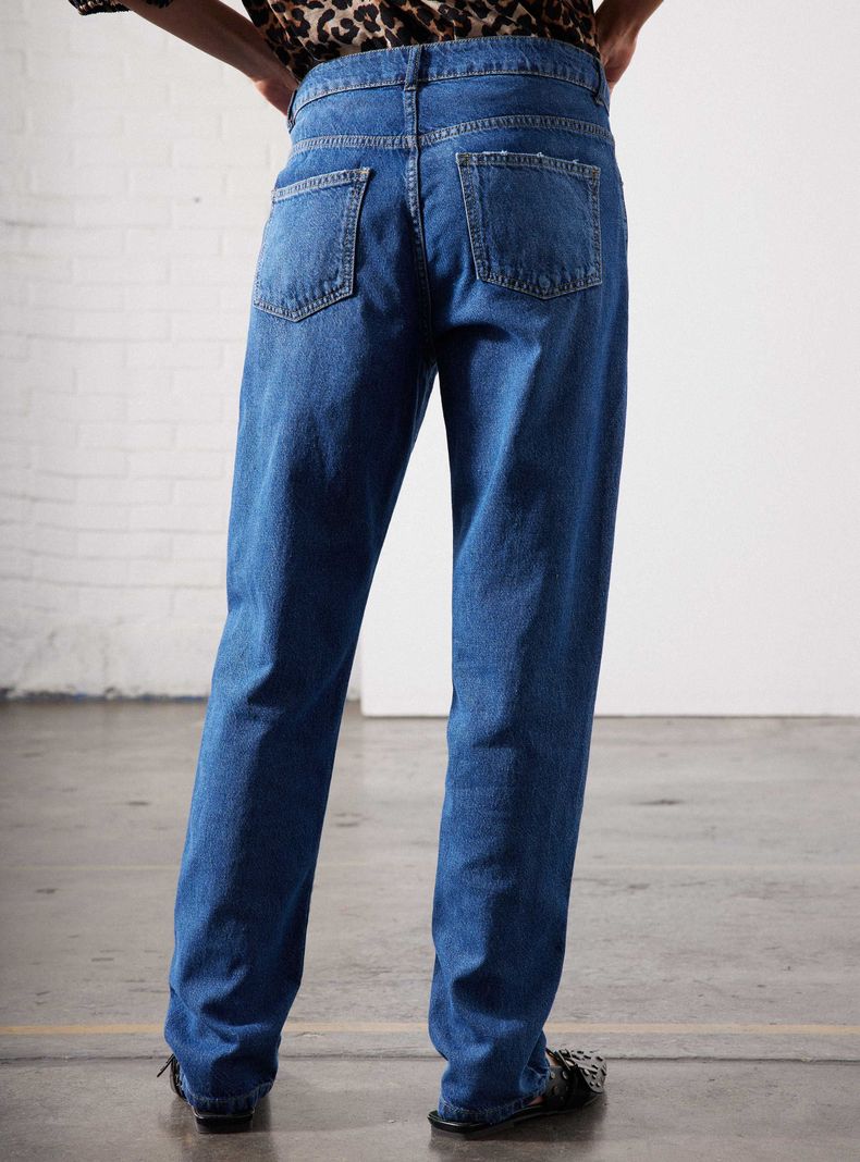 Jeans Recto Lavado Tiro Medio-1