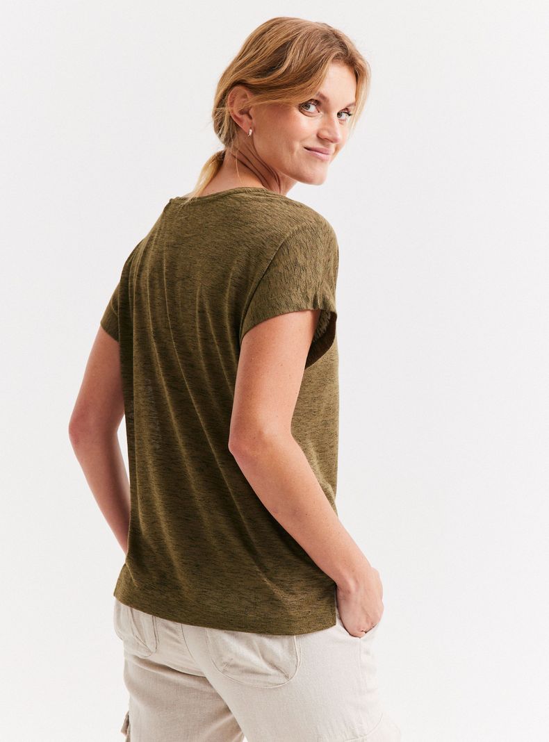 Polera con Estampado de Tachitas-1