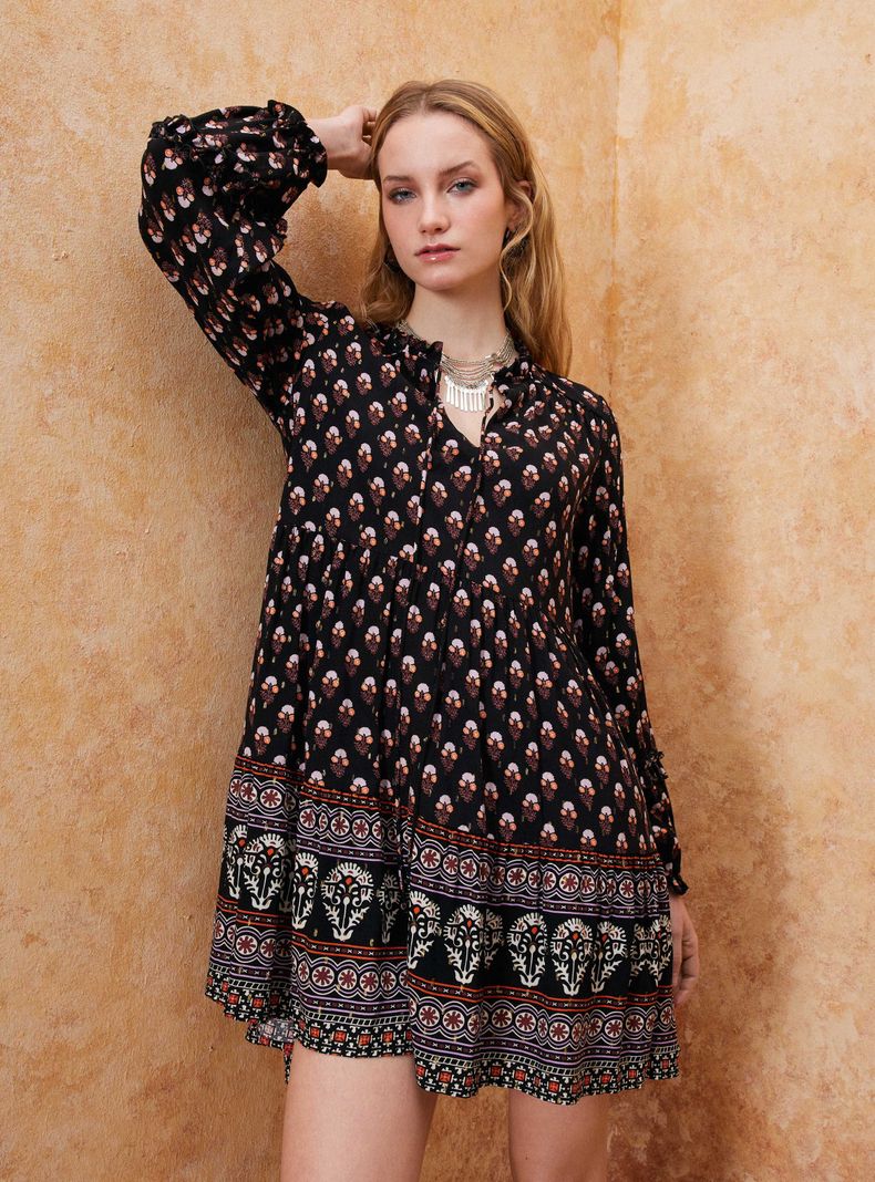 Vestido Full Estampado Cortes-0