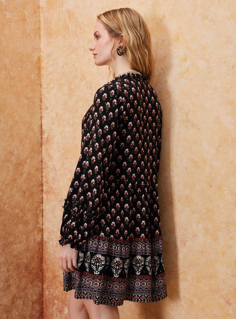 Vestido Full Estampado Cortes-1