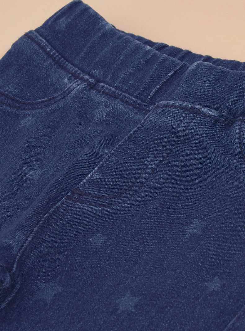 Jeans con Estampado Completo-2