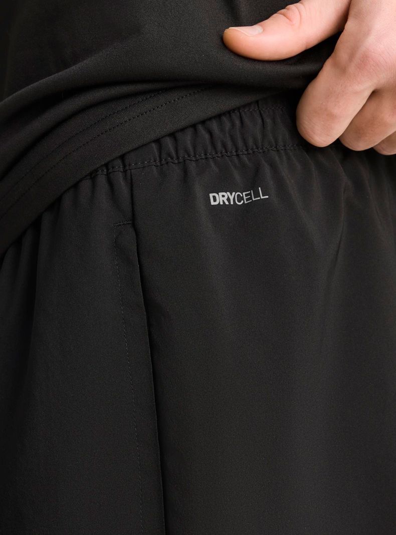 Short M-Tad Essentials 7" Woven-2