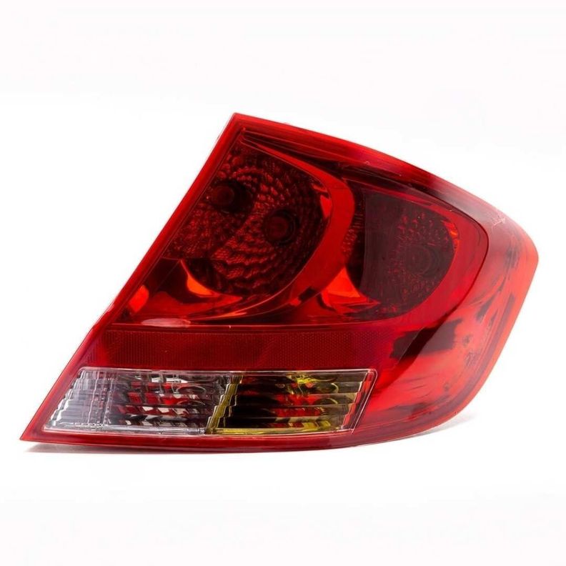 Farol Derecho Chevrolet Sail 1.4 2010 - 2015-0