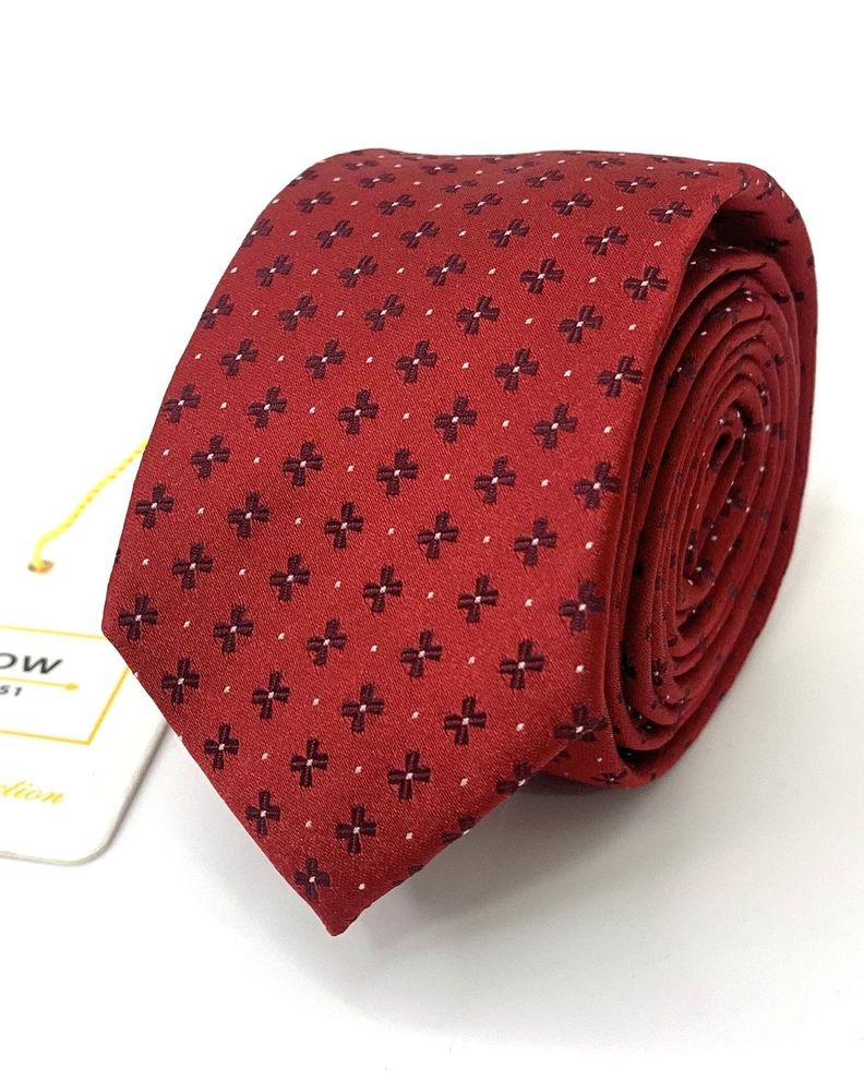 CORBATA FONDO ROJO ANGOSTA-0