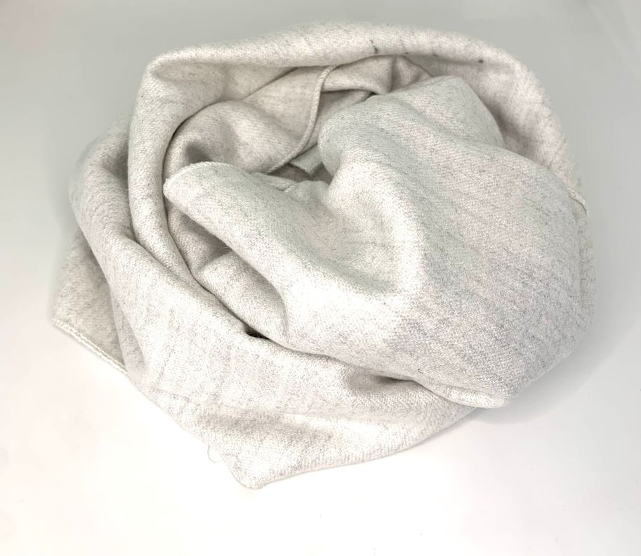 BUFANDA PASHMINA LISA COLOR BLANCO