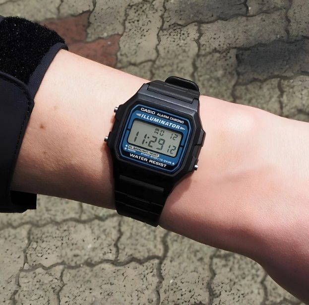 Reloj de pulsera Casio F-105W-1A Hombre Vintage-2