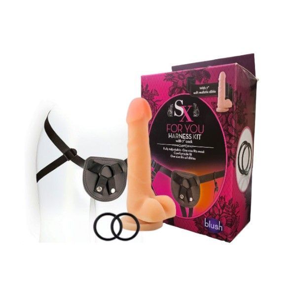 Arnés con Consolador Realístico y 2 Anillos de Soporte Extra-0