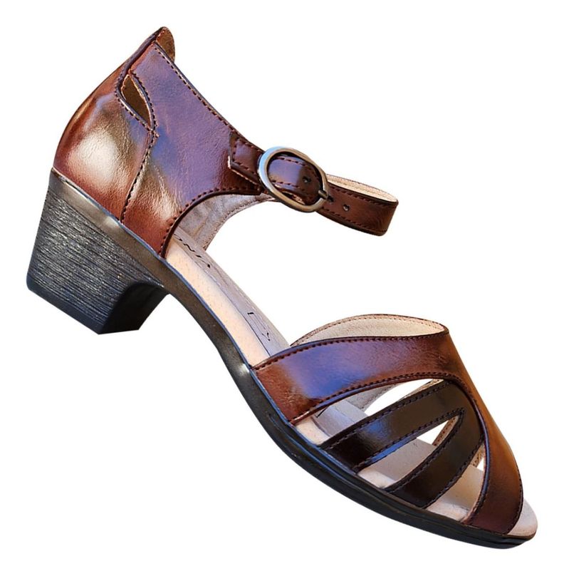 Sandalia Mujer Con Talon Y Hebilla Taco Cuadrado Marron 7471-0