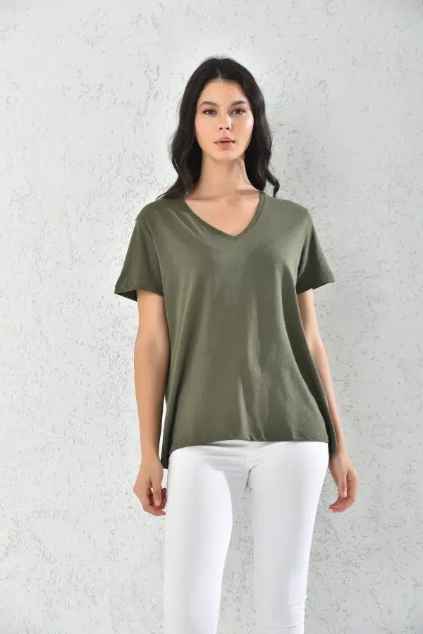 Polera Verde Militar Mujer Cuello V-4