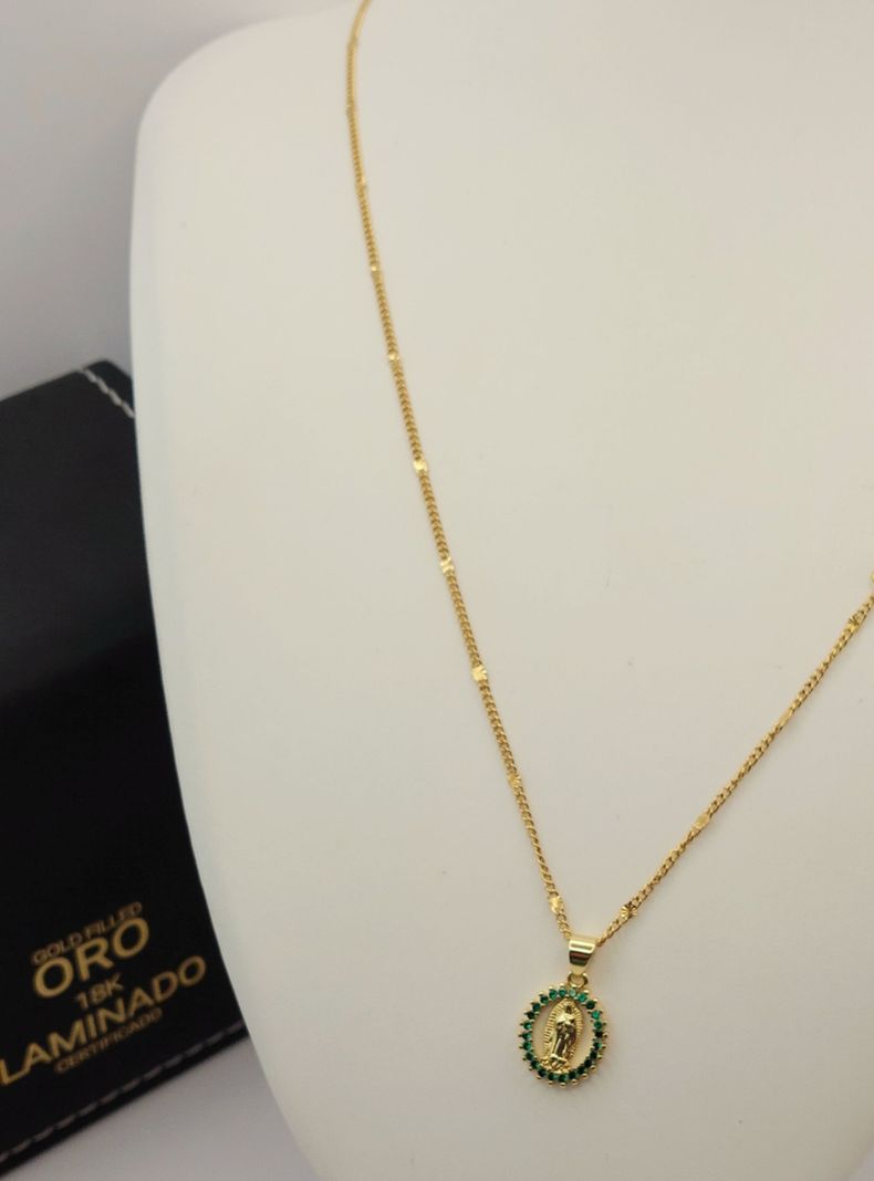 Cadena Oro Laminado Virgen de Guadalupe con Esmeraldas -1