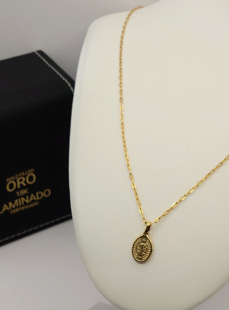 Cadena ORO 18K Laminado Tejido Clip San Benito -3