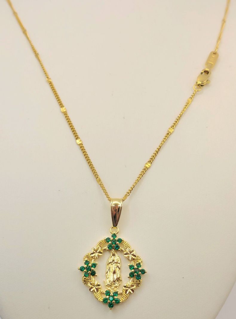  Cadena Oro Laminado 18K Virgen de Guadalupe con Esmeraldas -3