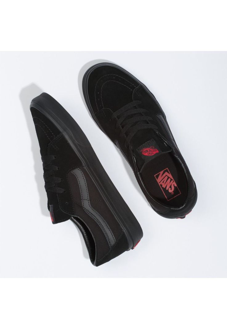 Zapatillas Unisex UA SK8-Low Negra-1