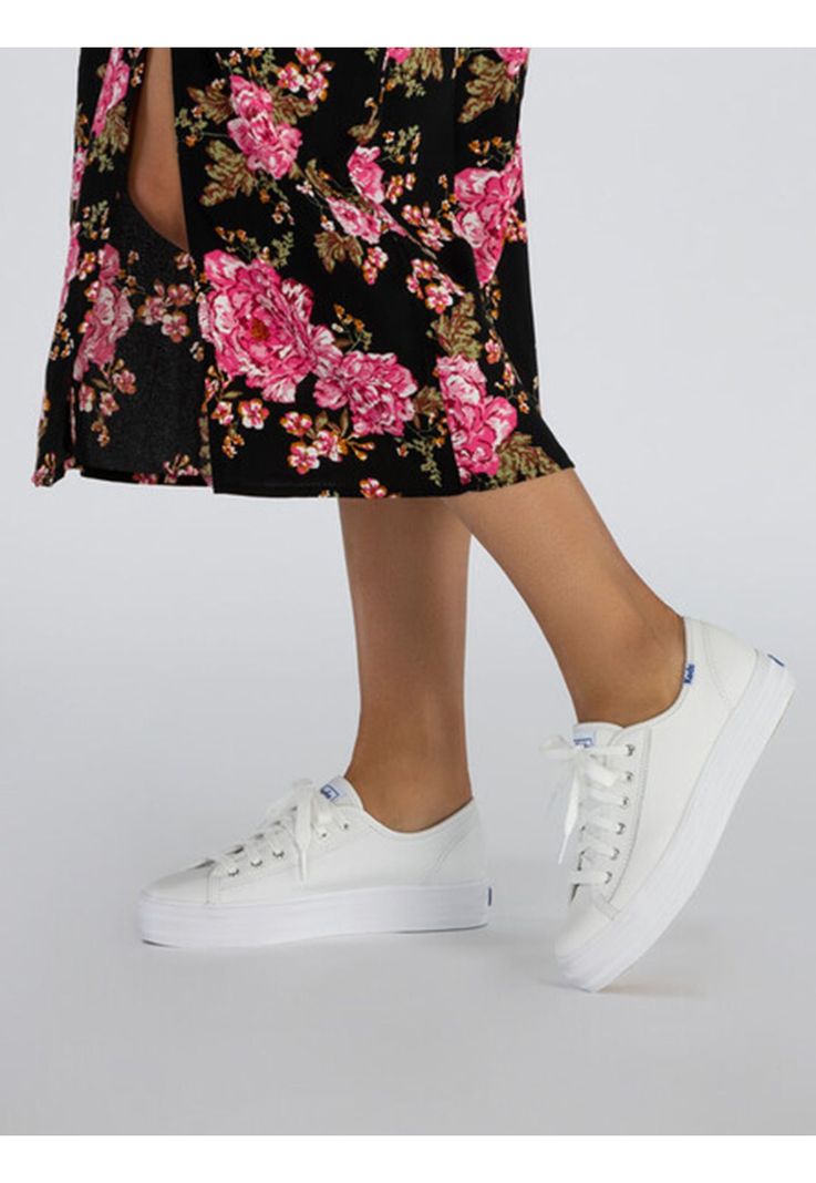 Zapatilla Cuero Blanca Mujer Triple Kick -1