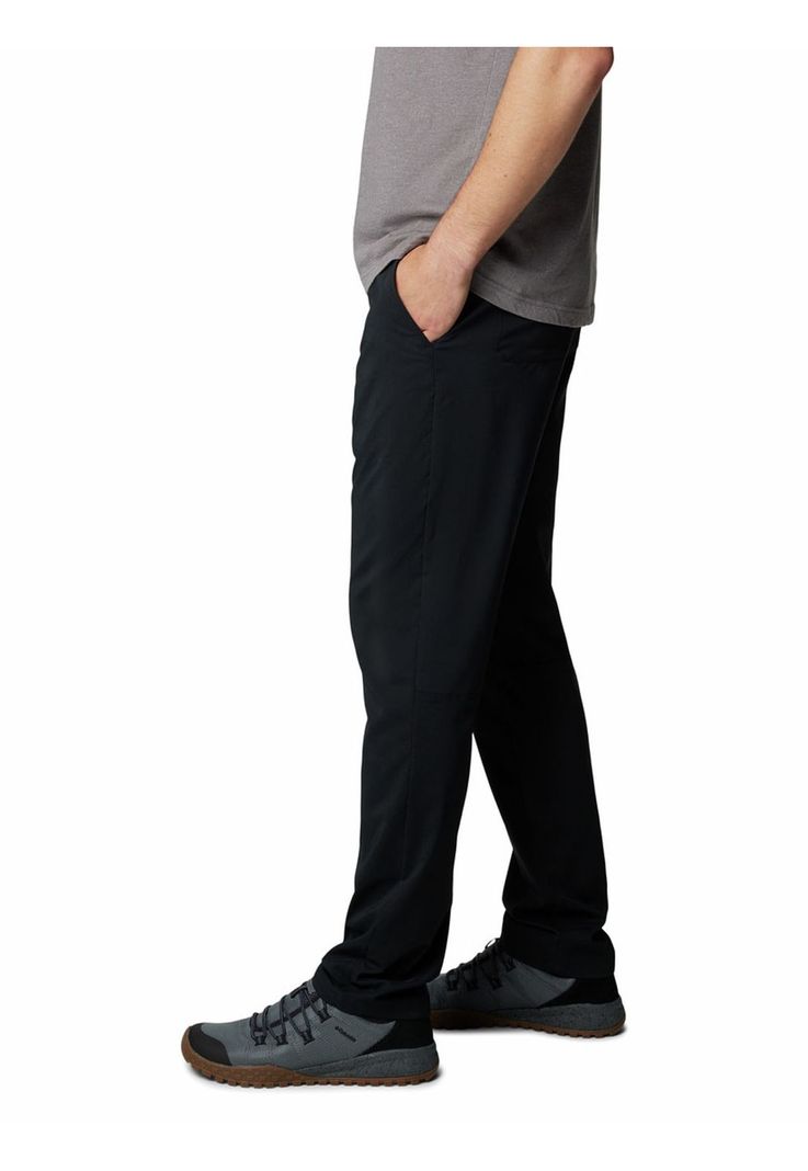 Pantalón Hombre Sage Peak Chino Negro-1