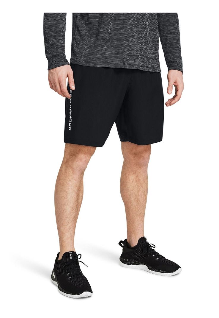 Shorts UA Tech Woven hombre Negro-0