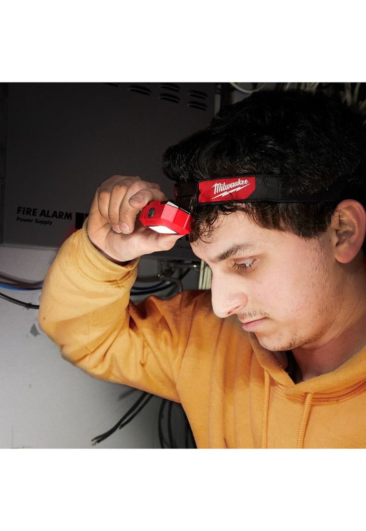 Linterna Para Casco Pila AAA Milwaukee-0