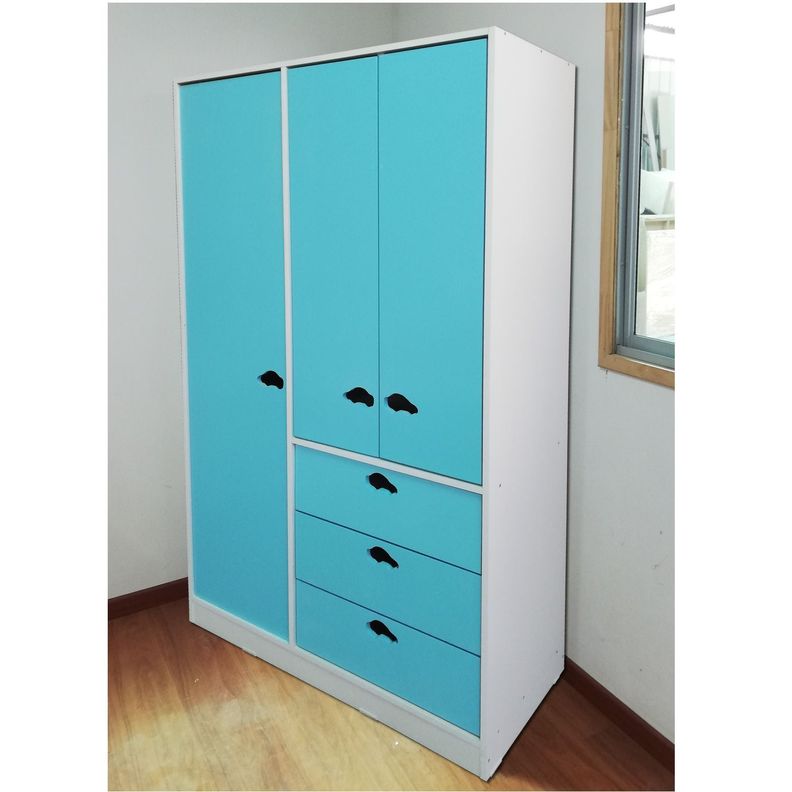 Closet Celeste Auto-3