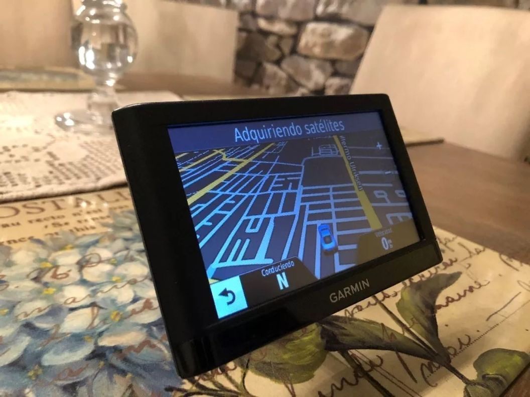 USADO / GPS Garmin - Mapas: Chile y Sudamérica - Funciona Sin Internet-5