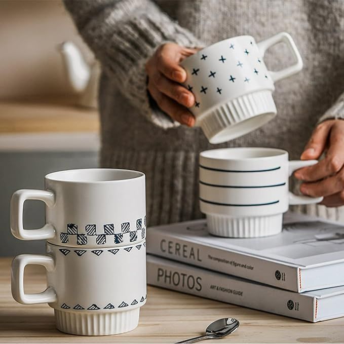 JUEGO DE 4 TAZAS DE CAFÉ APILABLES CON SOPORTE 320ML-1