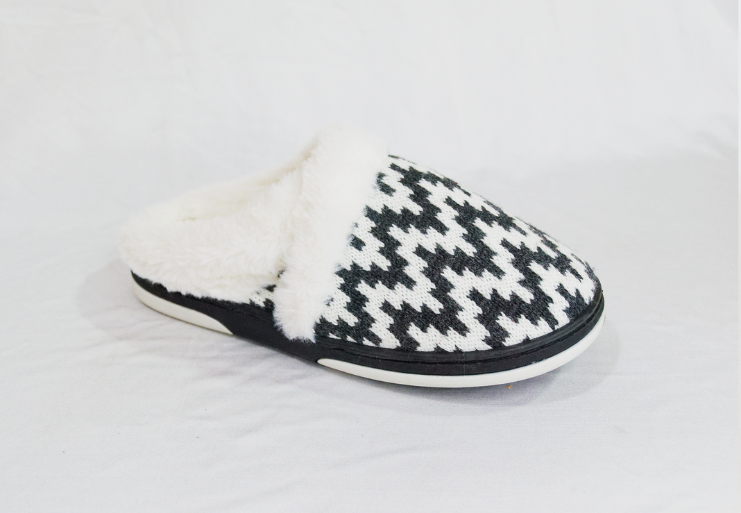 Pantufla Dama Neida Negro-1