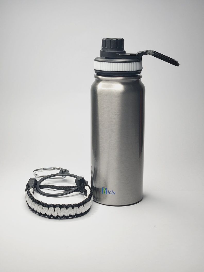 Botella de agua insulada con cuerda Paracord-3