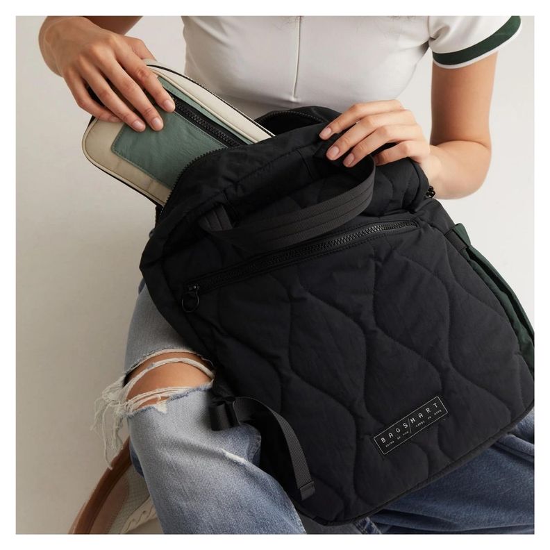 Bagsmart Mochila Vega 23L para notebook de 15.6" - Negro-4