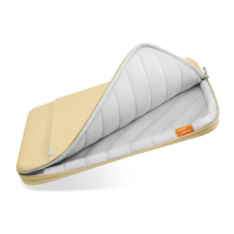 Tomtoc Funda A13 Protección 360° para 14" Macbook Pro - Amarillo-3