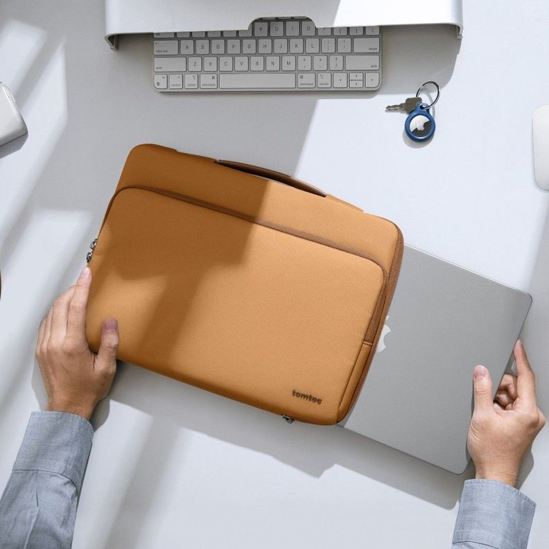 Tomtoc Maletín A14 para Notebook / Macbook 15,6" - Naranja-7