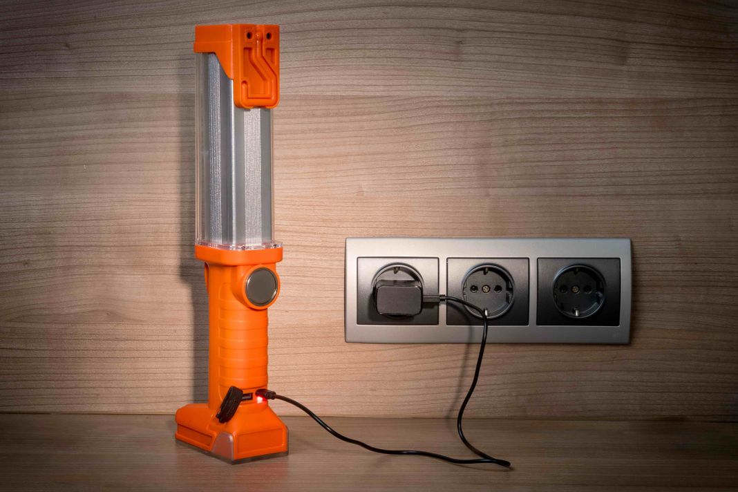 Linterna LED recargable-3