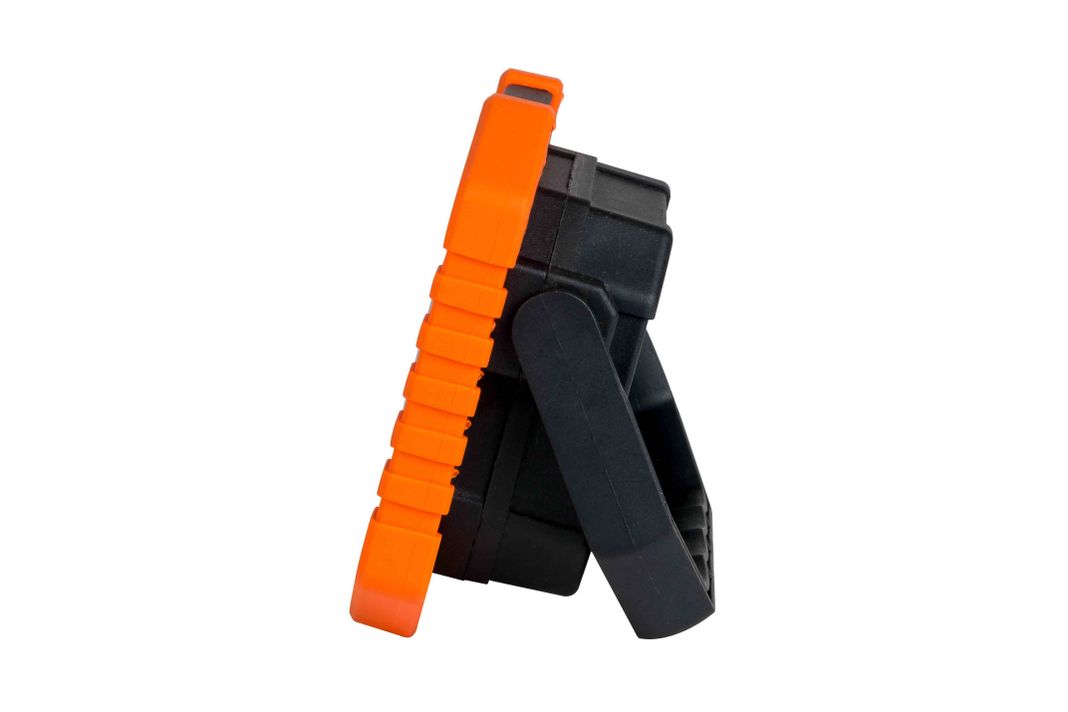 Linterna Led recargable con alimentación dual-3