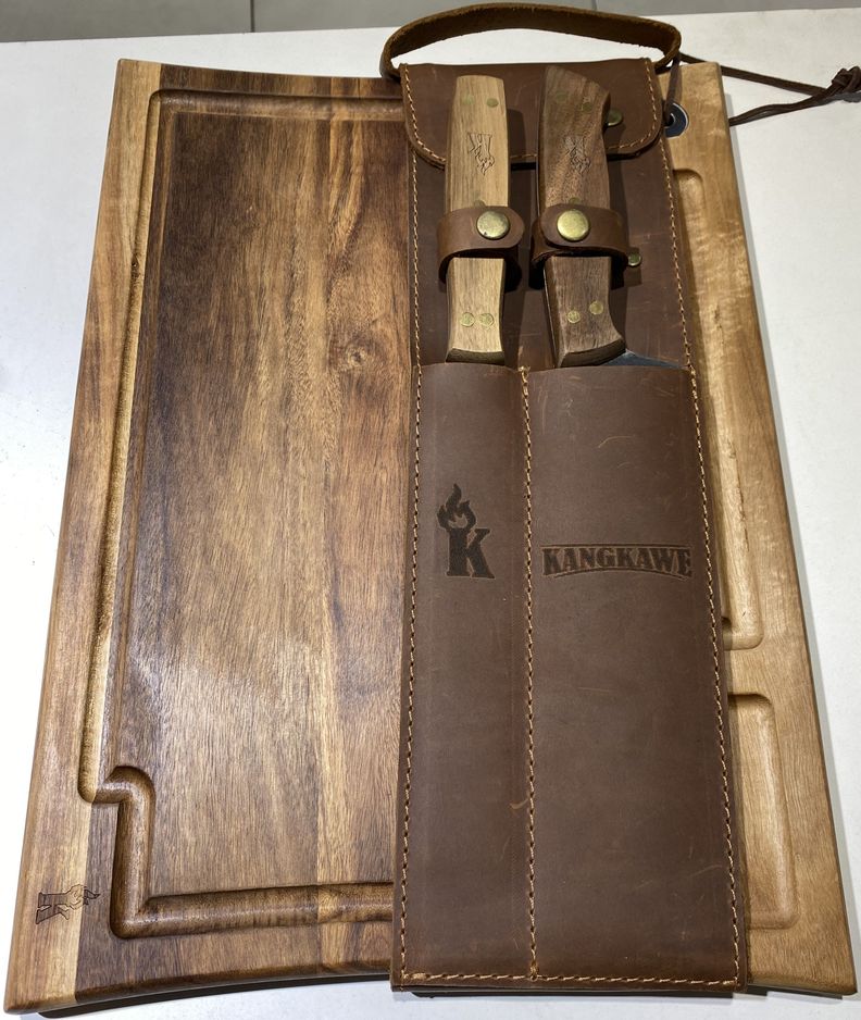 SET TABLA PREMIUM CUCHILLO + PINCHO -0
