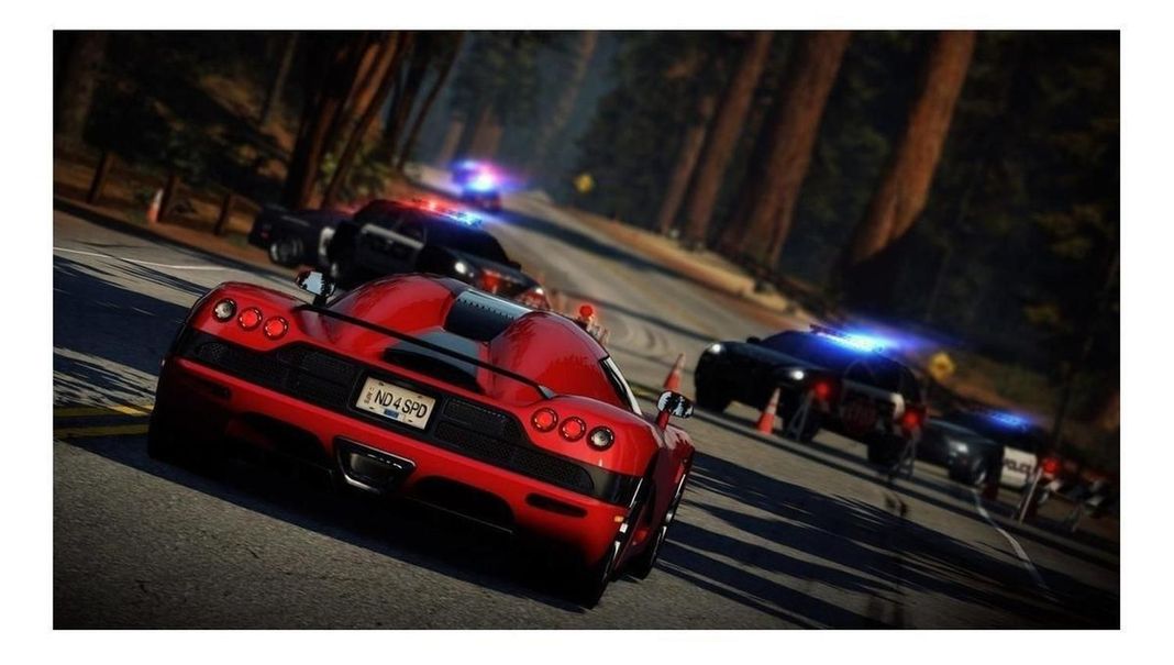 Need For Speed Hot Pursuit Remastered Ps4 / Juego Físico-2
