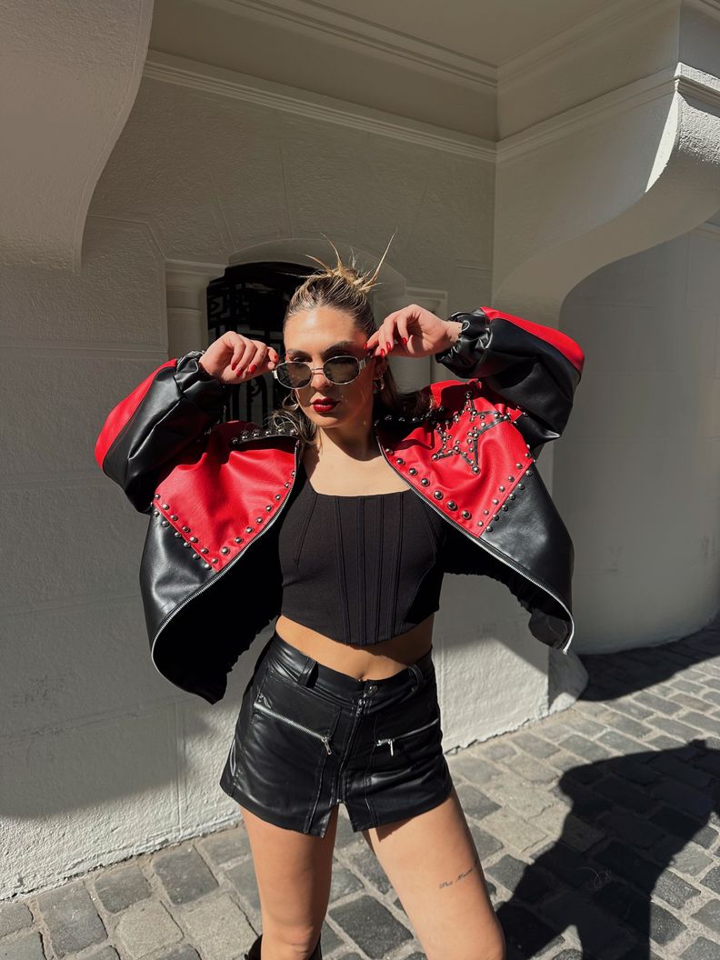 BOMBER HAILEY-1